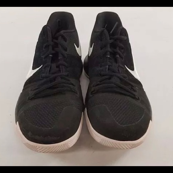 Nike Kyrie 3 Black, White, Men Size 9 852395-010 - Picture 2 of 6